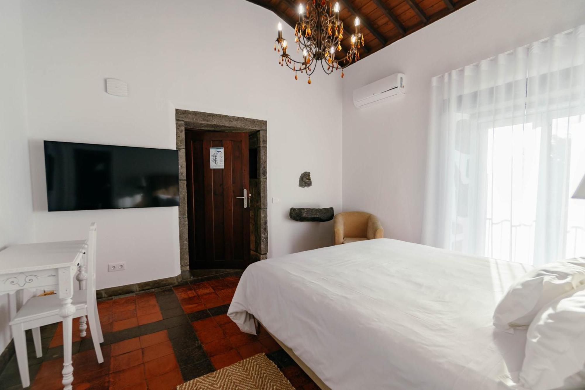 Senhora Do Carmo Charm House Bed & Breakfast Ponta Delgada  Ngoại thất bức ảnh